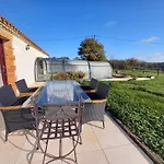 Renove Avec Piscine Chauffee Et Jardin Clos, A Proximite Des Plages Et De La Campagne Bio. - Fr-1-426-531 * Challans