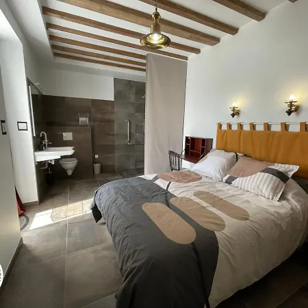 Renove Avec Piscine Chauffee Et Jardin Clos, A Proximite Des Plages Et De La Campagne Bio. - Fr-1-426-531 Challans