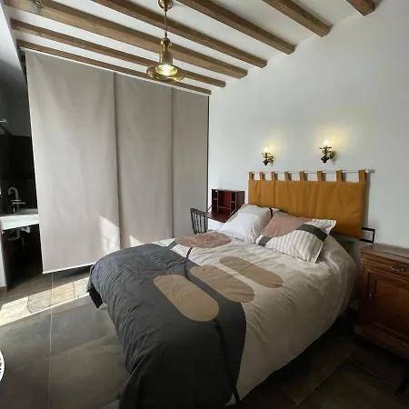 Renove Avec Piscine Chauffee Et Jardin Clos, A Proximite Des Plages Et De La Campagne Bio. - Fr-1-426-531 * Challans