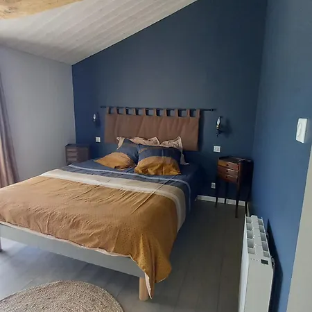 Renove Avec Piscine Chauffee Et Jardin Clos, A Proximite Des Plages Et De La Campagne Bio. - Fr-1-426-531 * Challans