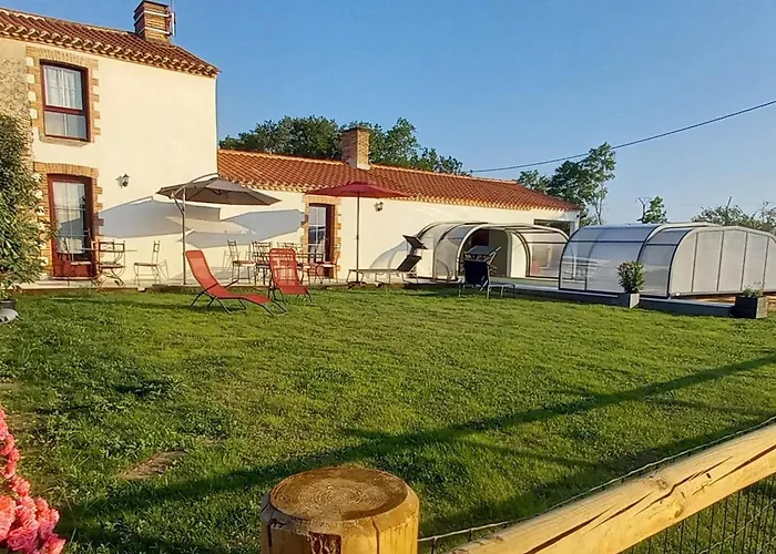 Renove Avec Piscine Chauffee Et Jardin Clos, A Proximite Des Plages Et De La Campagne Bio. - Fr-1-426-531 Σπίτι διακοπών *